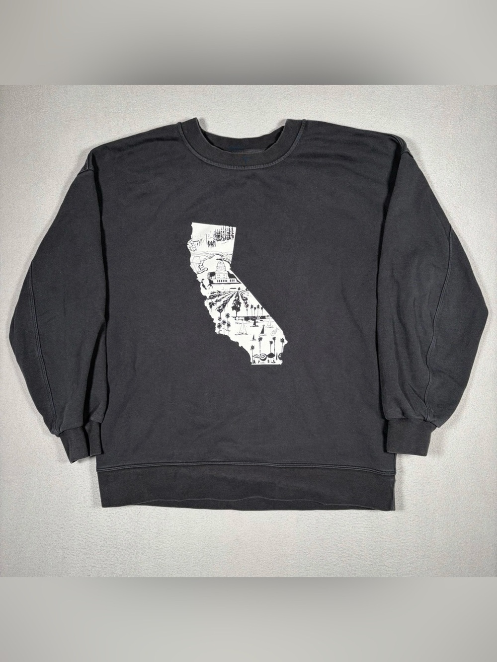 LULULEMON Sweatshirt Women Size 4/6 Black Perfectly Oversized Crew Sweater